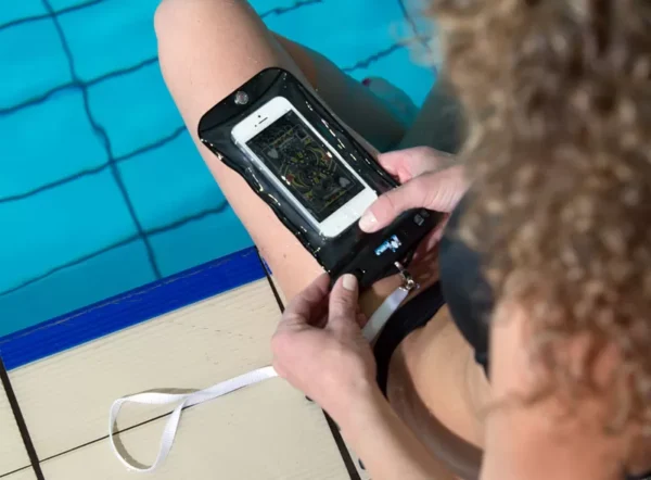 Phone-case-amphibious-dry-case