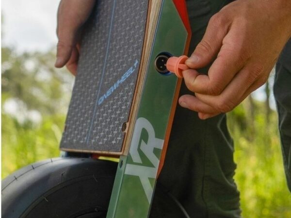 Onewheel XR Charger Plugs