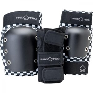 Pro-Tec Street Youth complete Black Checker  Padset YM