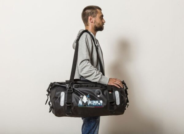 Amphibious Voyager Light Evo Black 60L