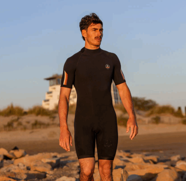 Saint Jacques Clovis 2 mm shorty back zip noir wetsuit.